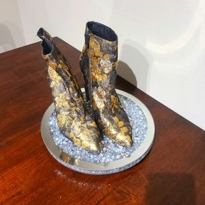 Jessica Simpson Booties sz10